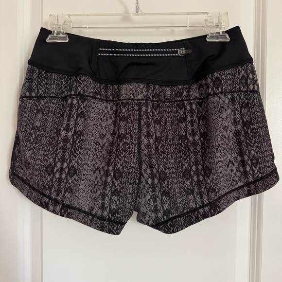 Athleta Black and Gray Patterned Athletic Shorts, XS - Picture 2 of 13